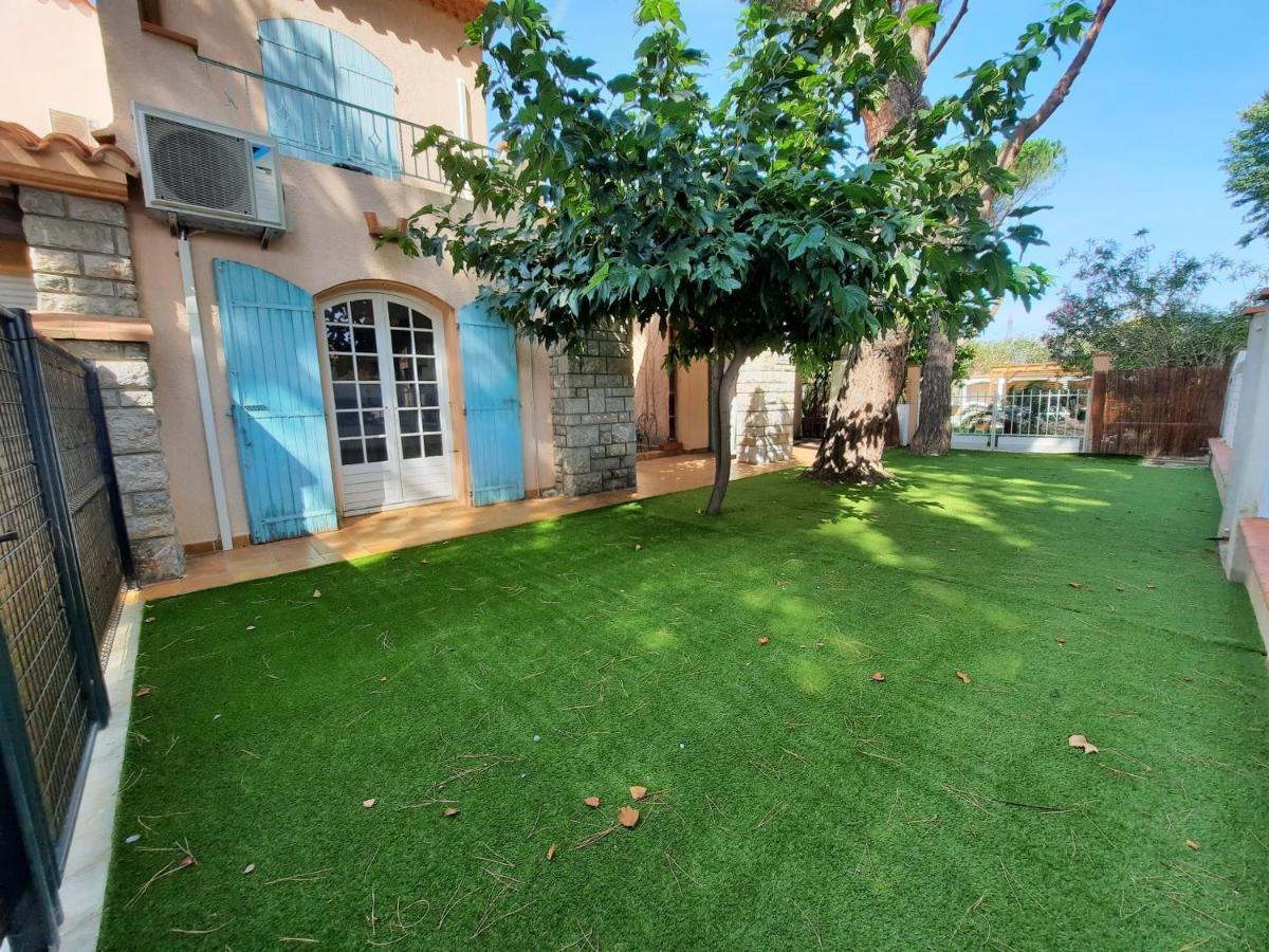 הוילה Saint-Estève Domaine Des Pins מראה חיצוני תמונה